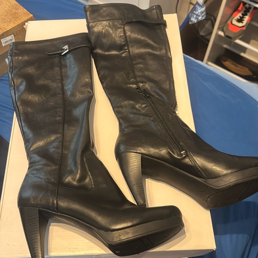 Nine West Black Heeled Knee-High Boots Size 10